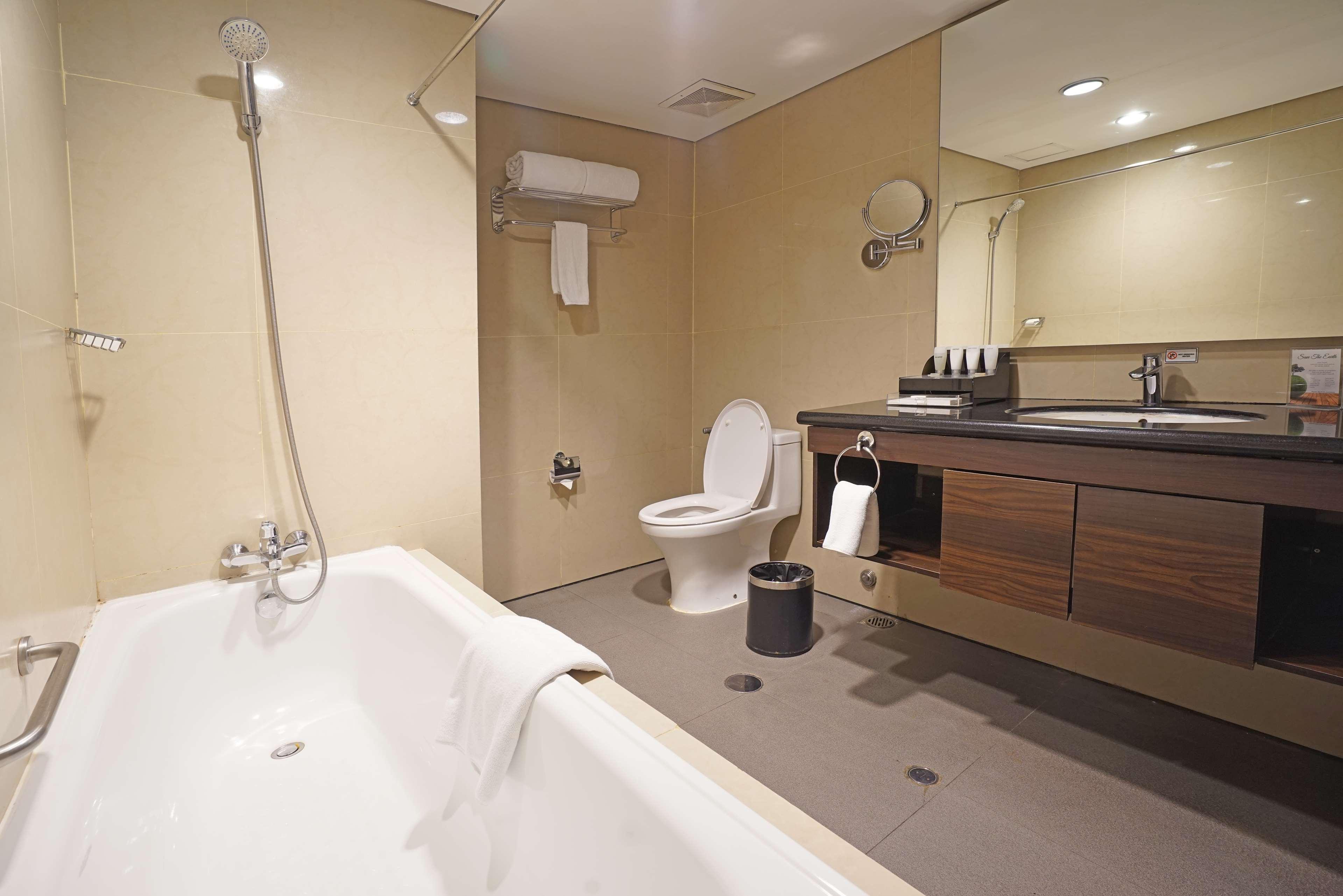 Best Western Premier The Hive Jacarta Exterior foto