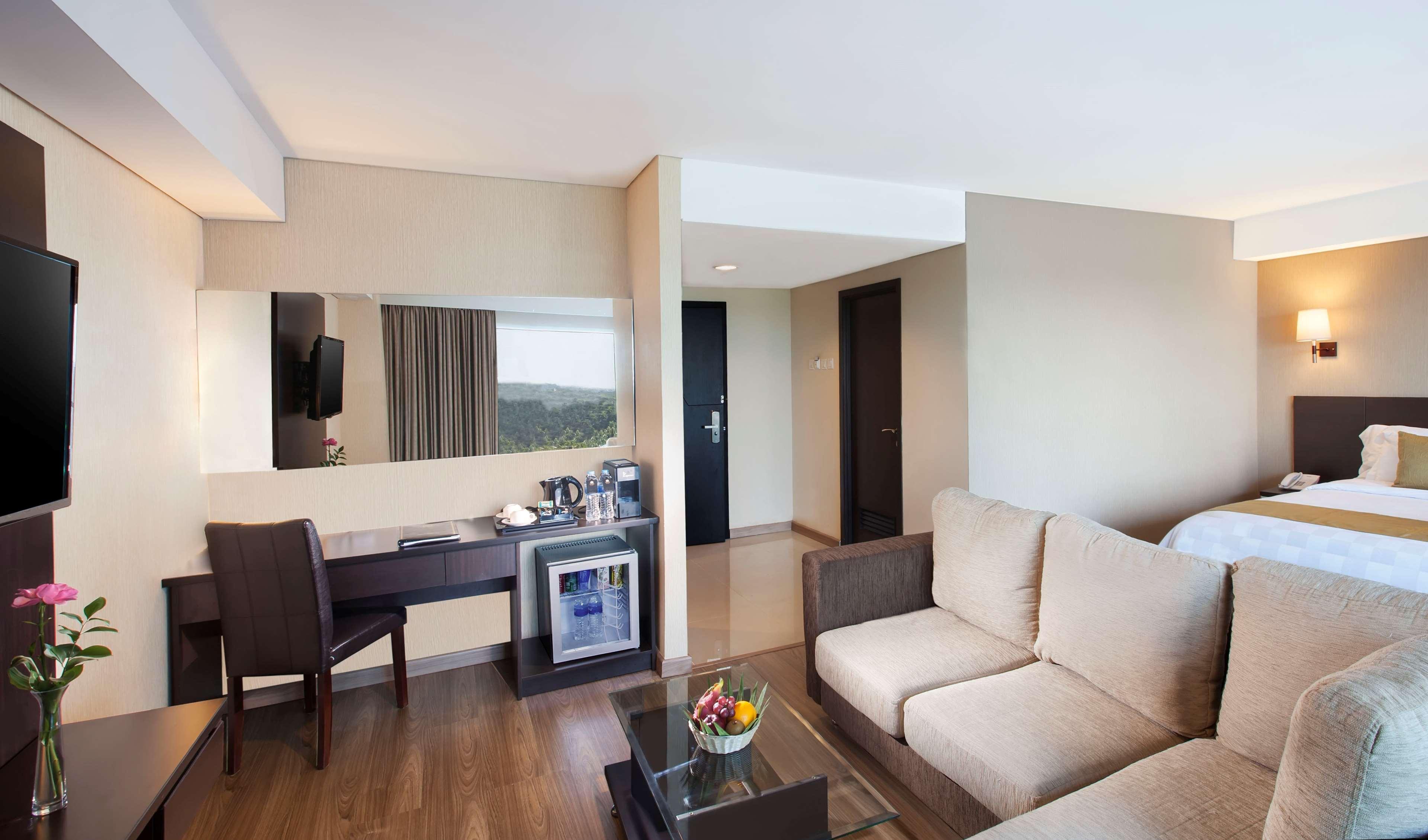 Best Western Premier The Hive Jacarta Exterior foto
