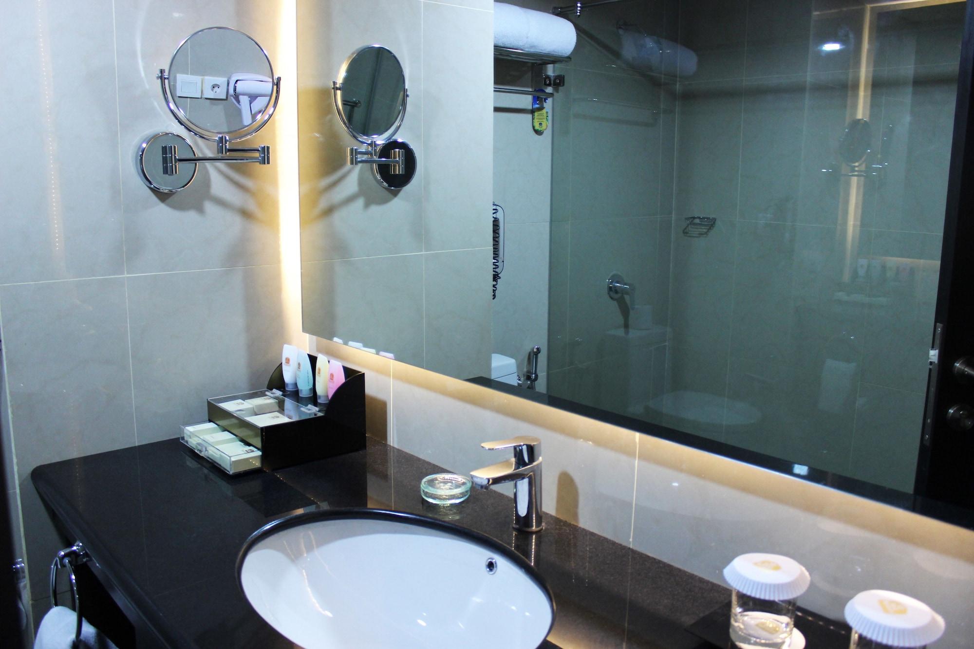 Best Western Premier The Hive Jacarta Exterior foto