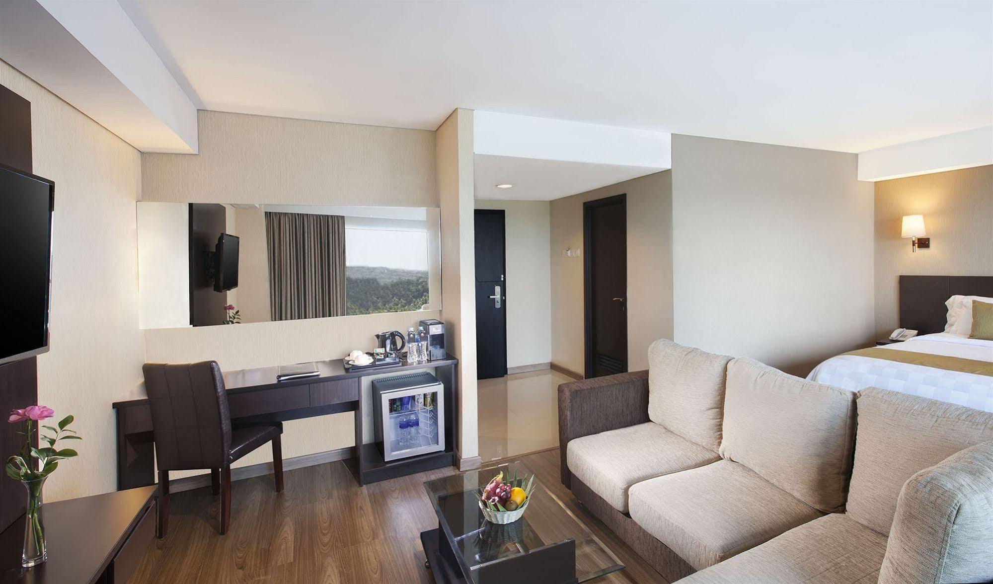 Best Western Premier The Hive Jacarta Exterior foto
